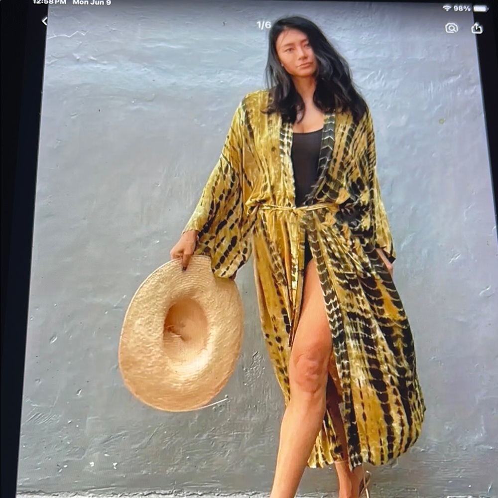 033. Yellow Tie-Dye Women's Kimono